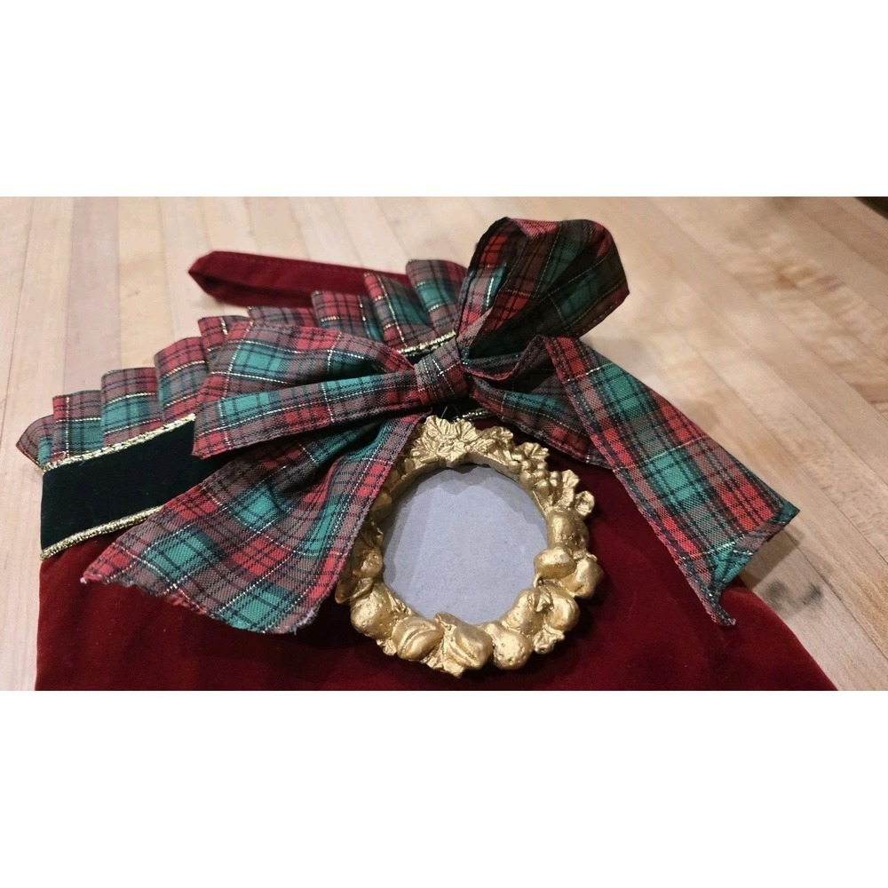 VTG Burgundy Velvet Christmas Stocking Tartan Plaid Gold Wreath Picture Frame - Picture 2 of 10